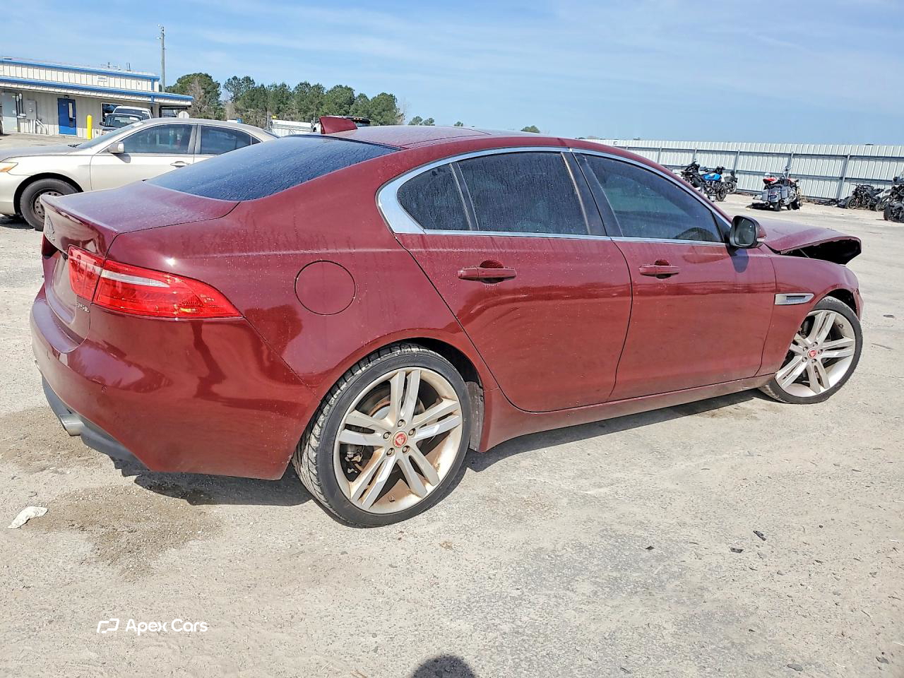 Jaguar XE 2017