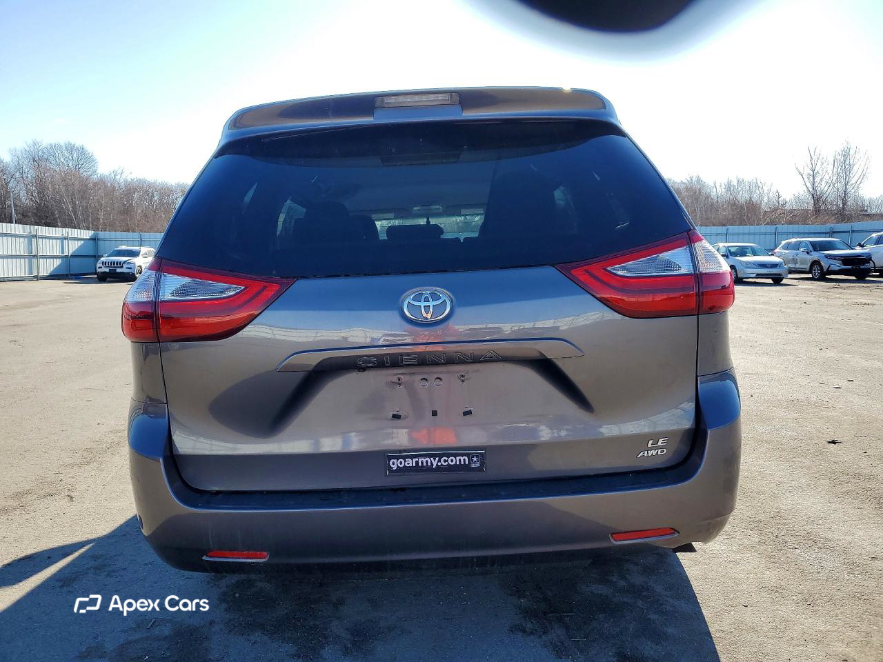 Toyota Sienna 2015