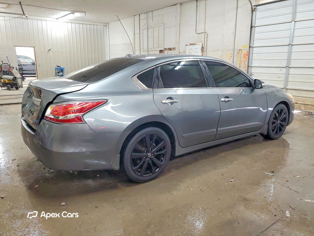 Nissan Altima 2014
