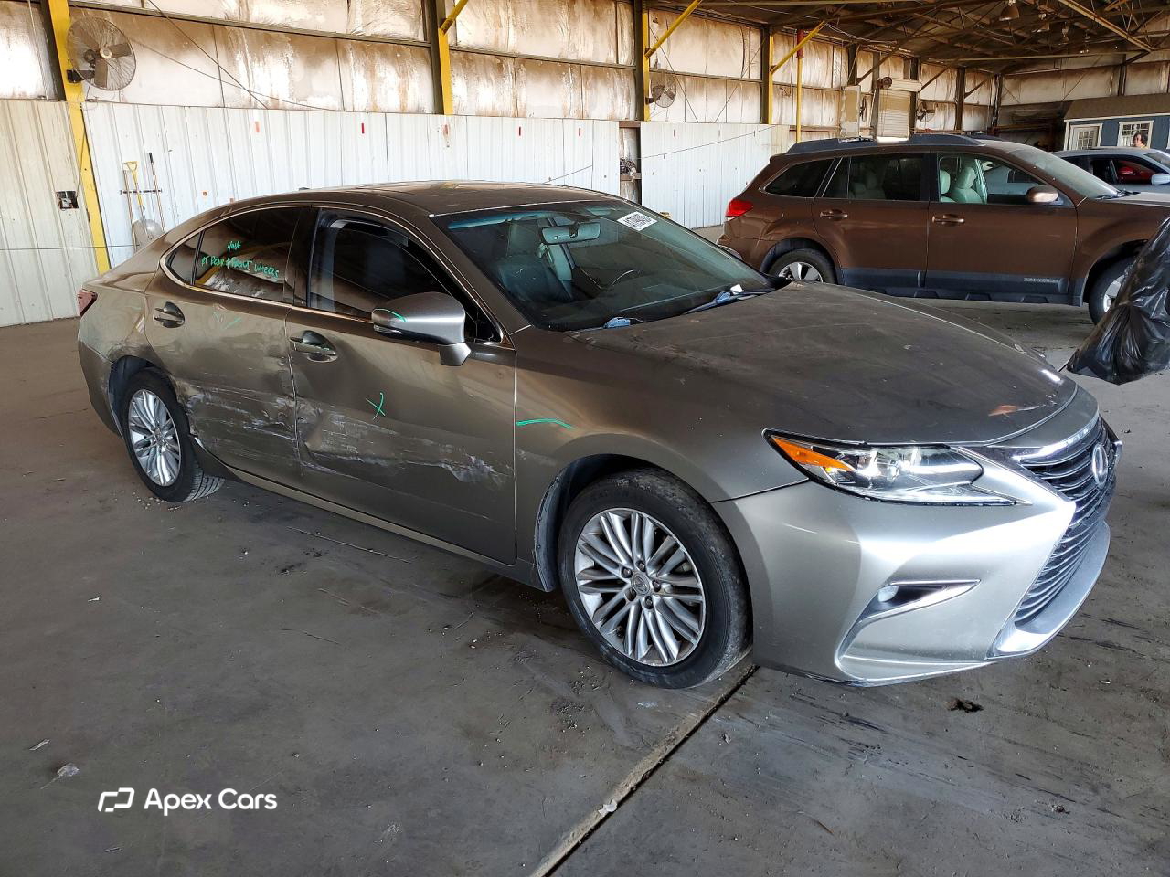 Lexus ES 2016