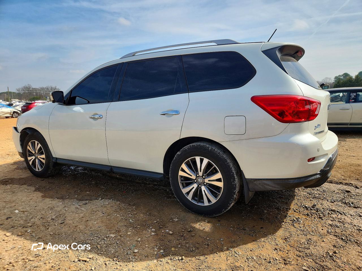 Nissan Pathfinder 2017