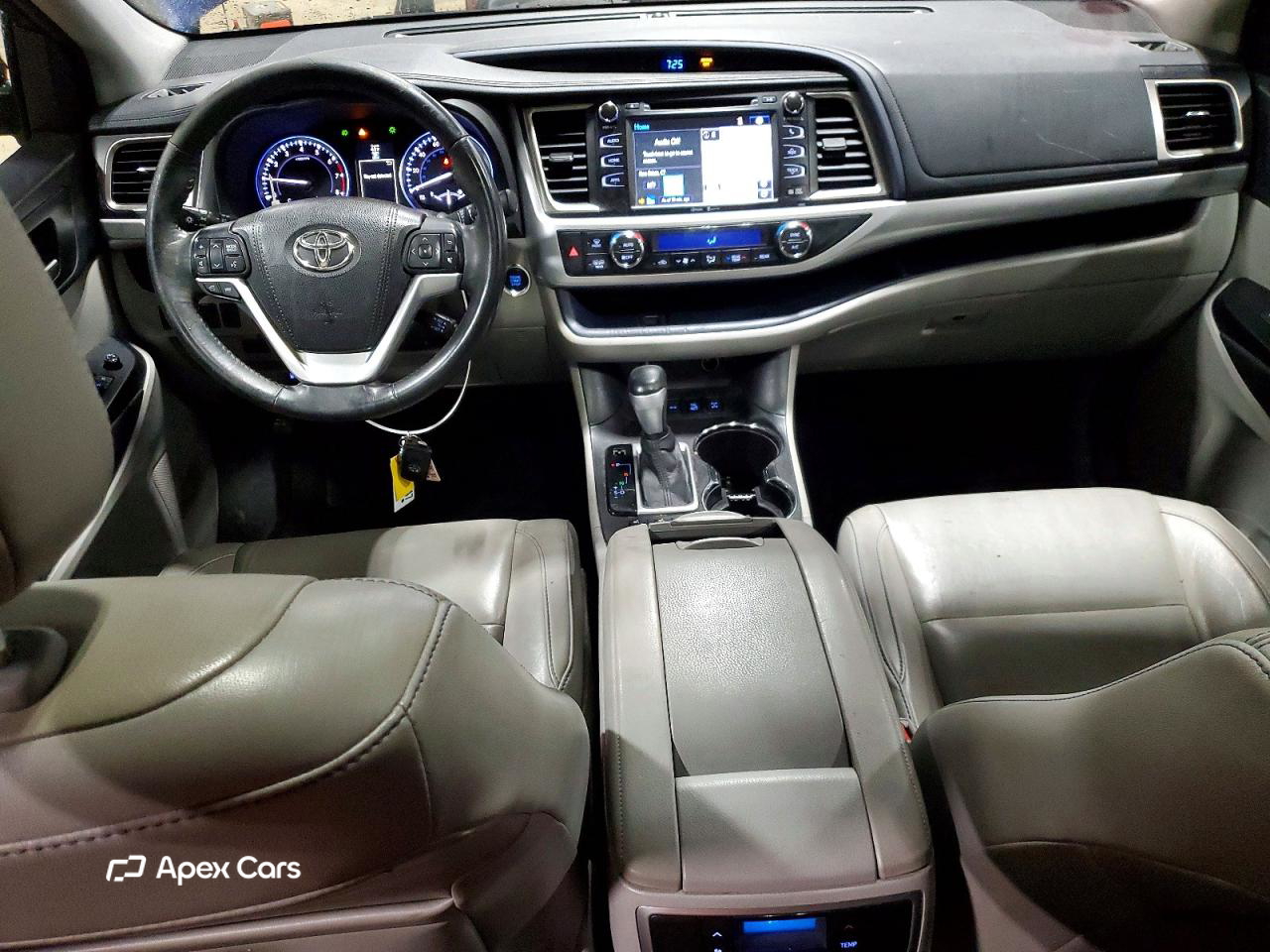 Toyota Highlander 2015