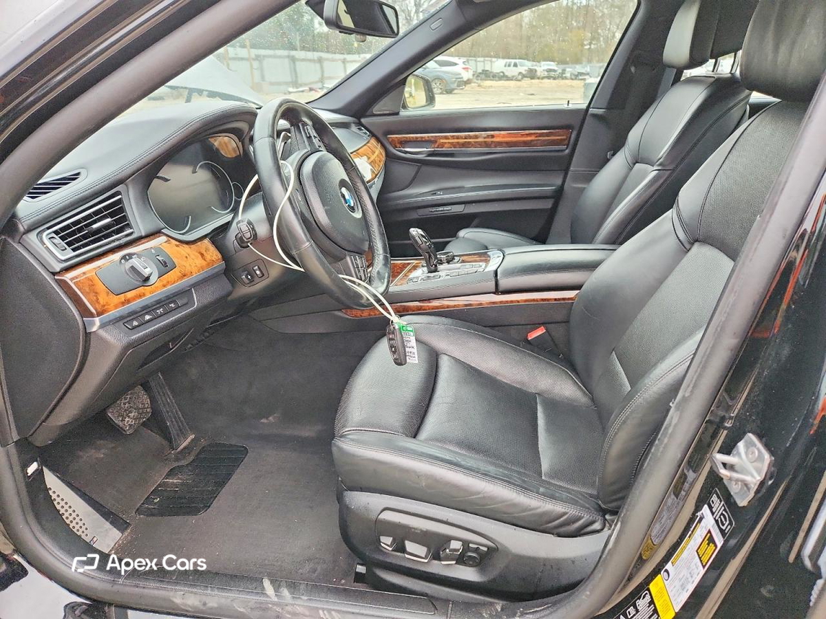 BMW Series 7 2014