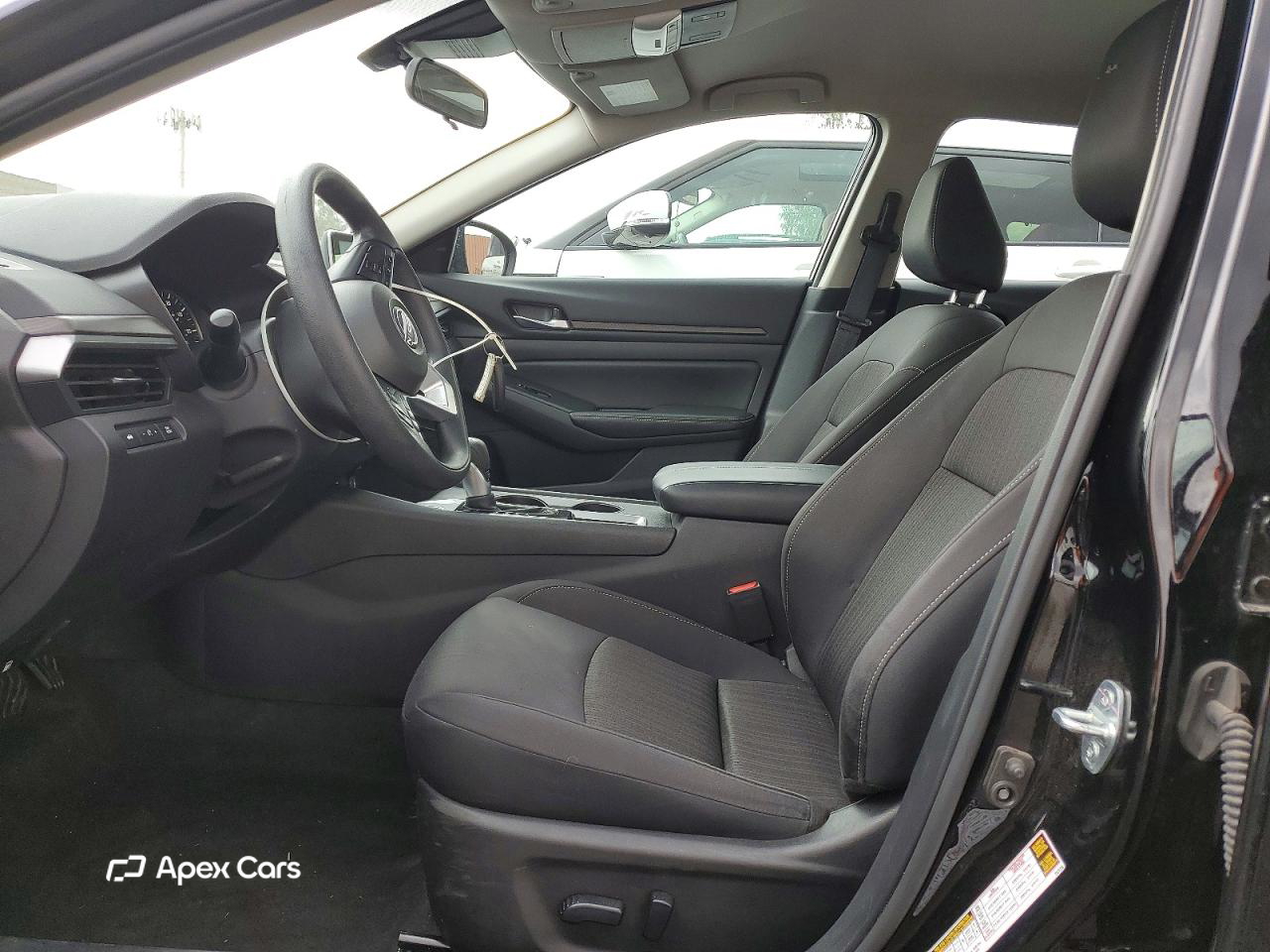 Nissan Altima 2025