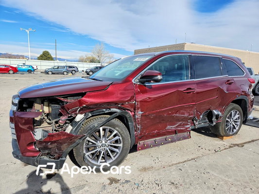 Toyota Highlander 2018 - Image 1 of 15