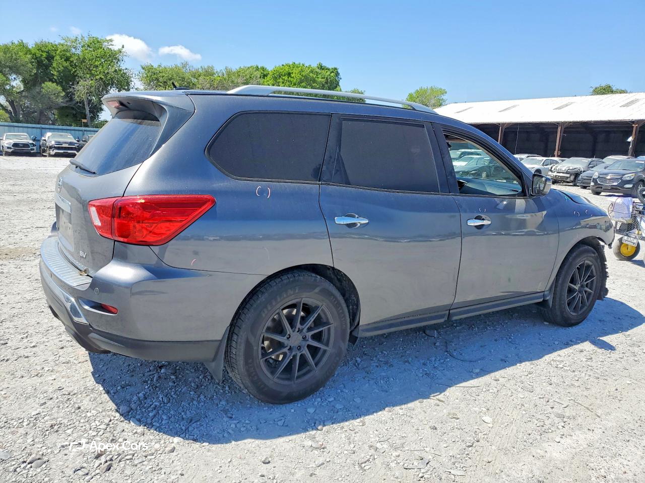 Nissan Pathfinder 2018