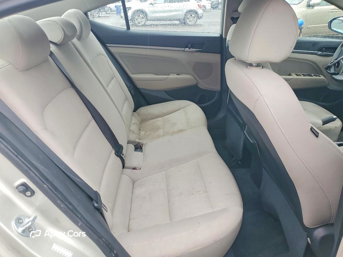 Hyundai Elantra 2017