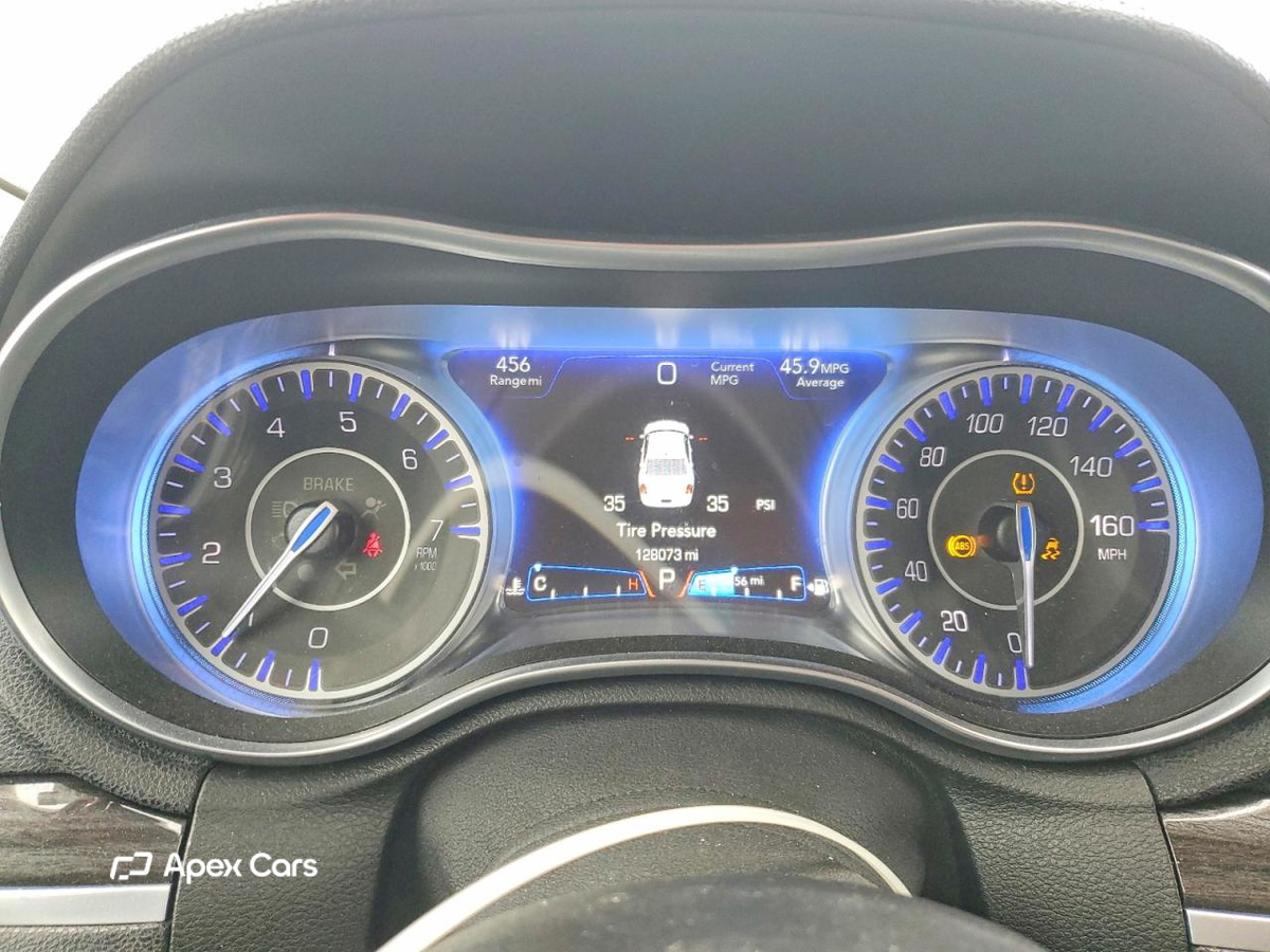 Chrysler 300 2016