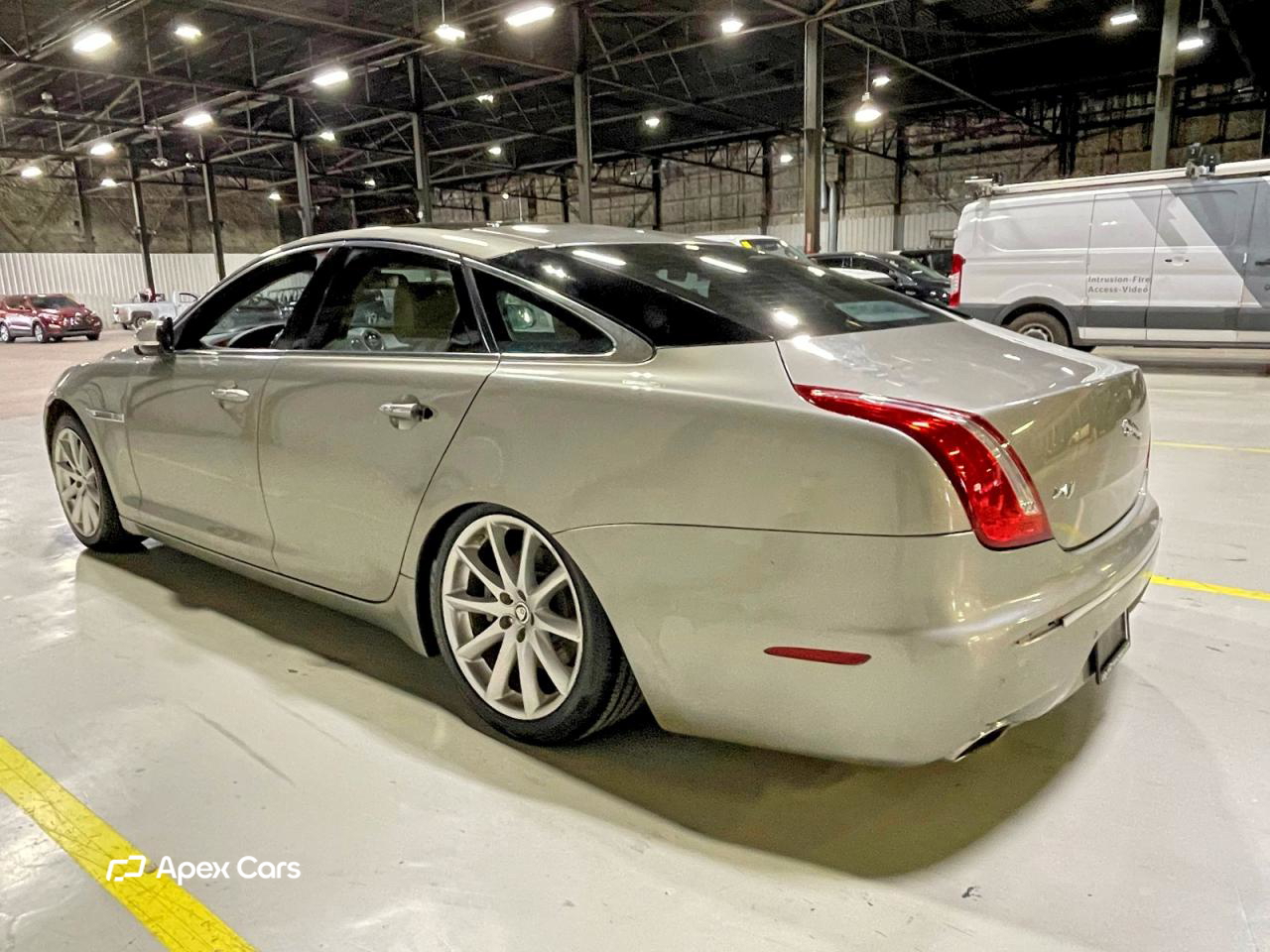 Jaguar XJ 2011