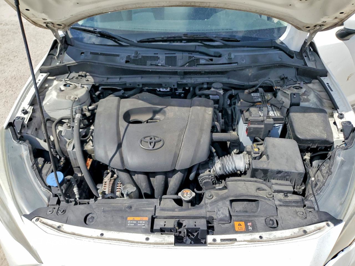 Scion iA 2016