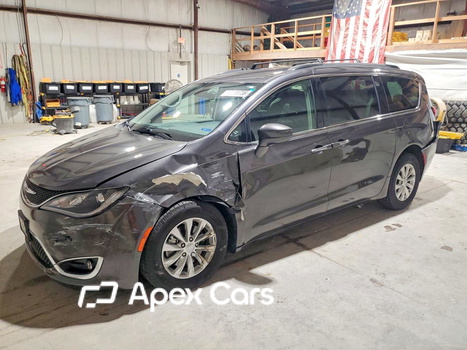 Chrysler Pacifica 2018 - Zdjęcie 1 z 14