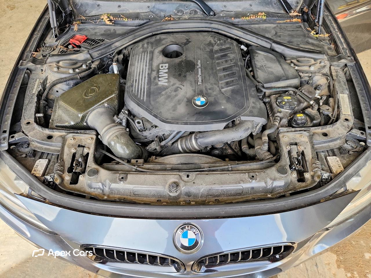BMW Series 3 2016