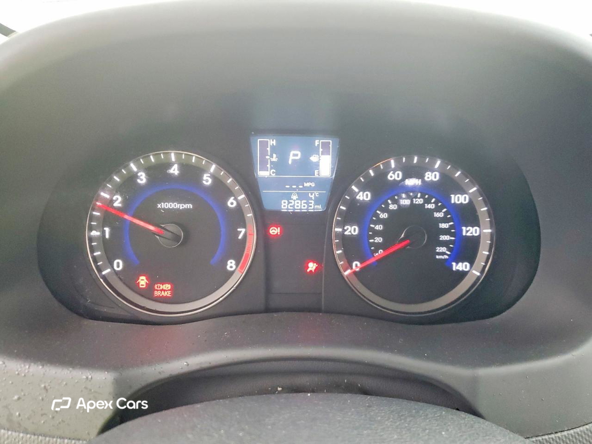 Hyundai Accent 2015