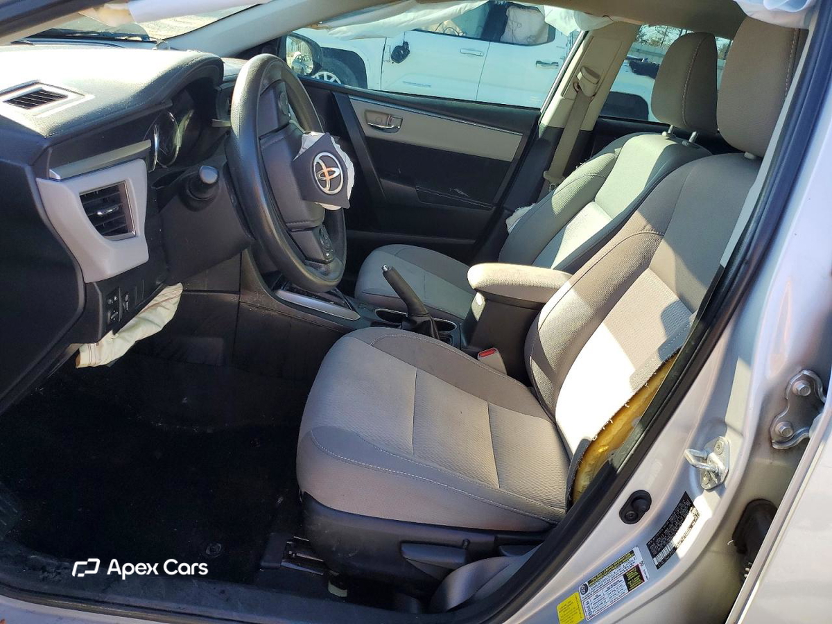 Toyota Corolla 2015