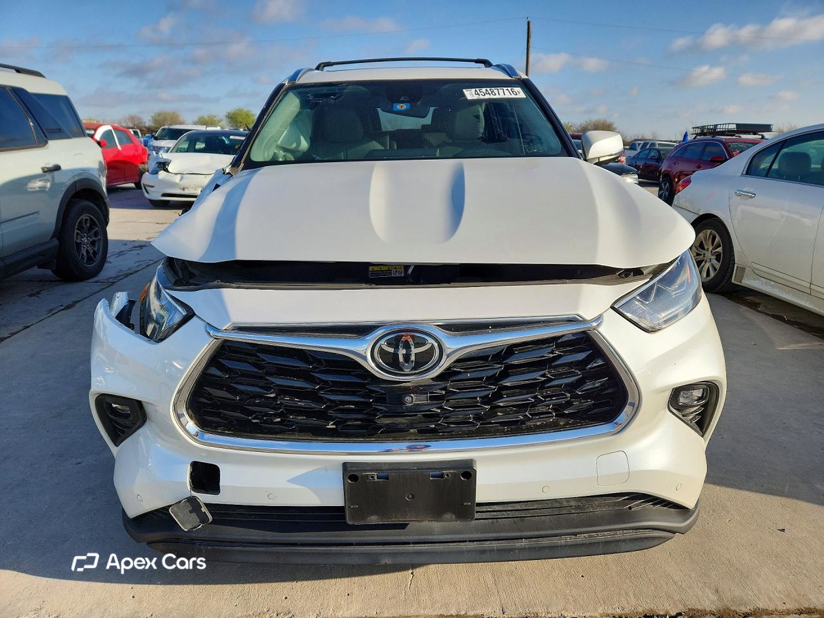 Toyota Highlander 2021