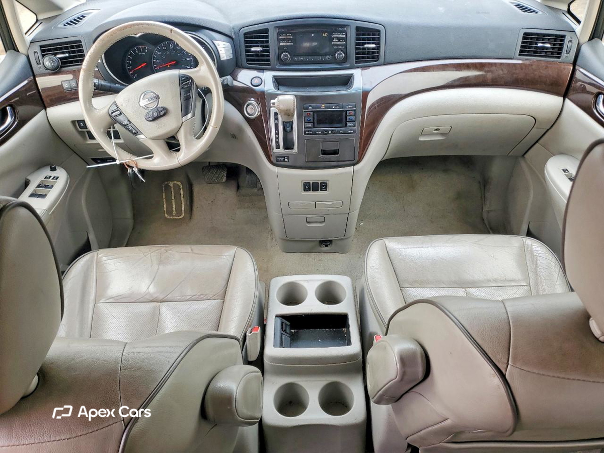 Nissan Quest 2013