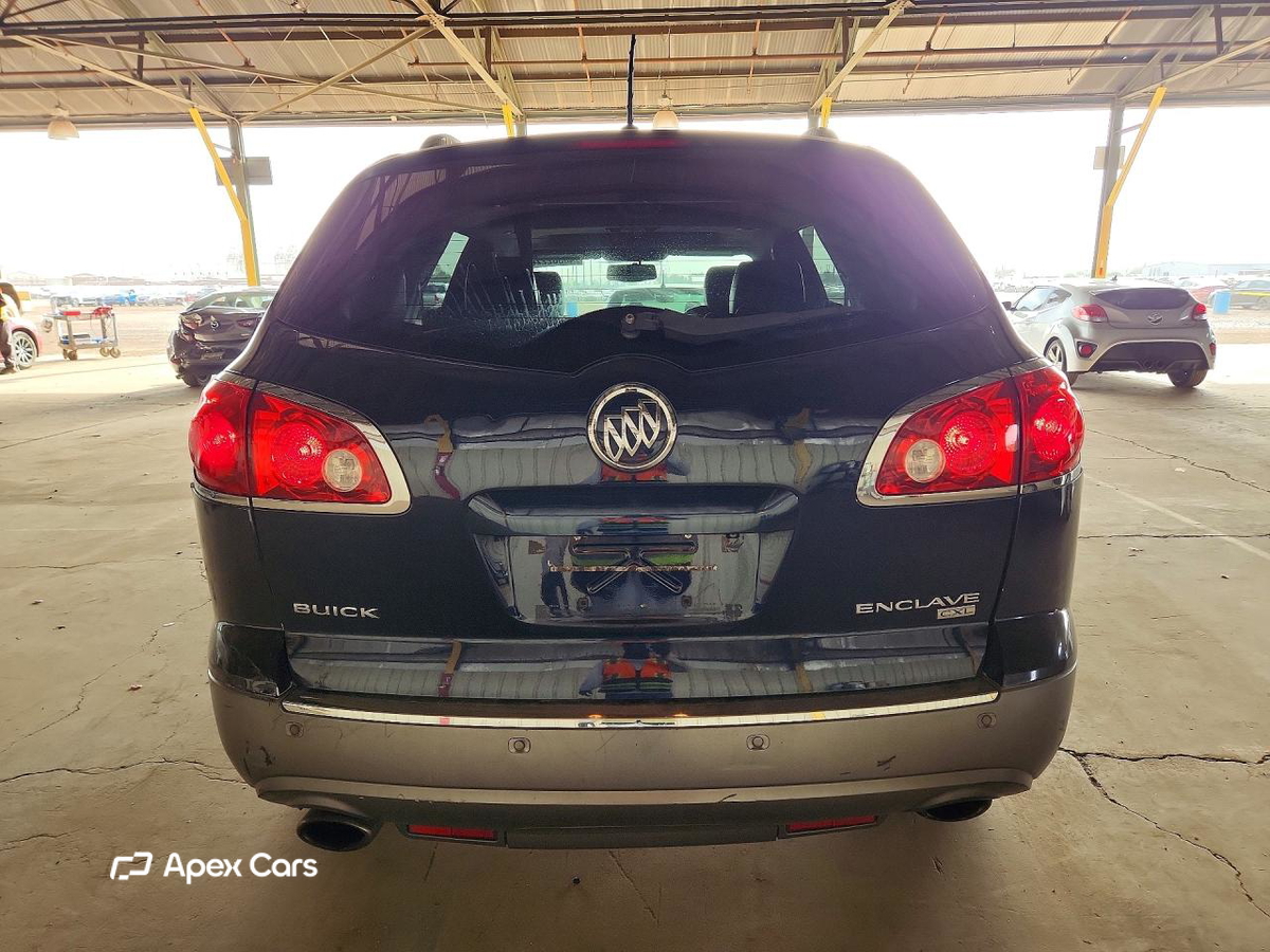 Buick Enclave 2011