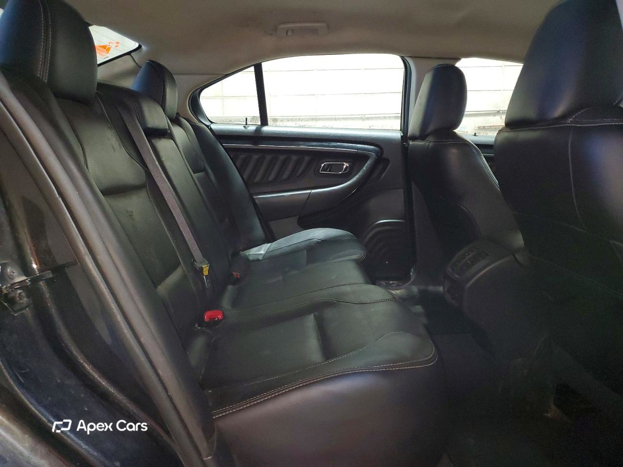 Ford Taurus 2011