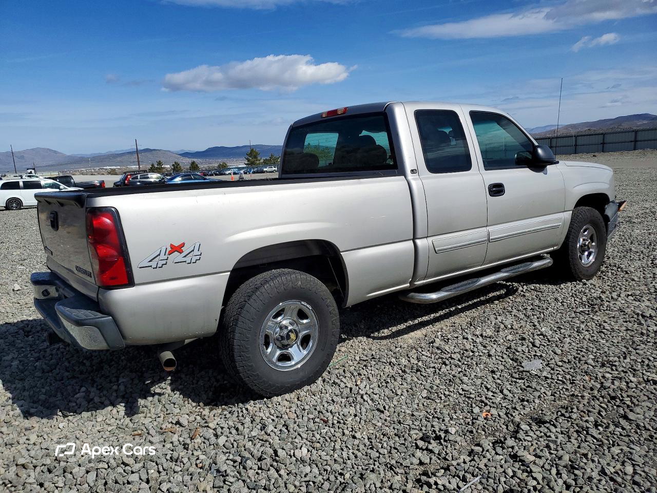 Chevrolet Silverado 2004