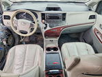 Toyota Sienna 2012