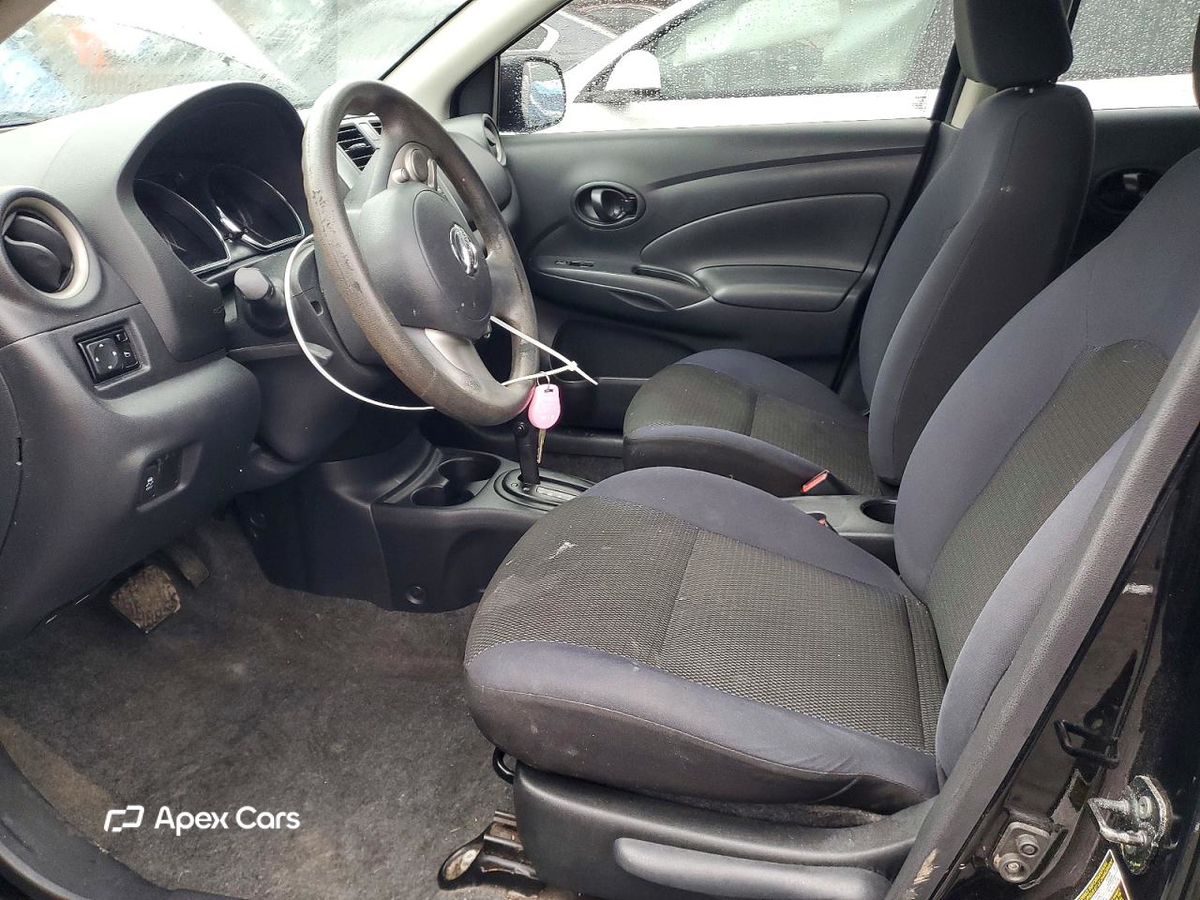 Nissan Versa 2012