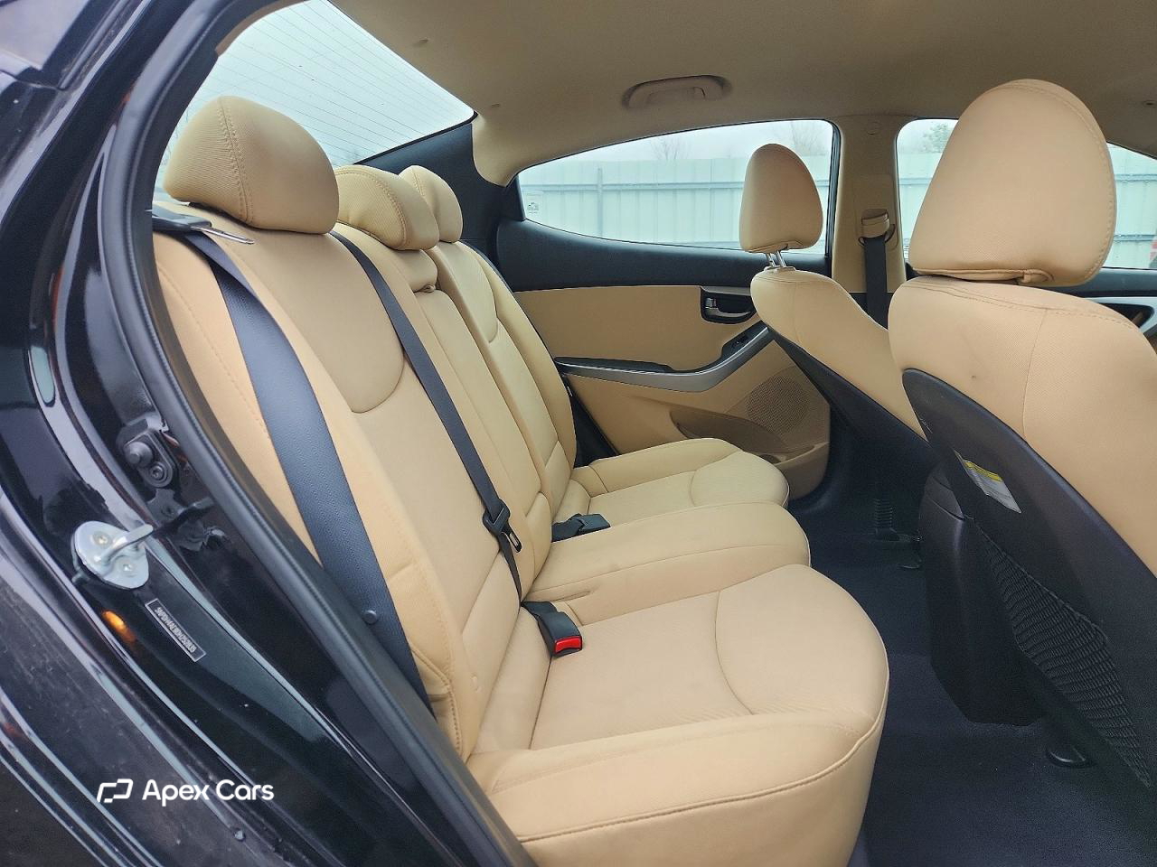 Hyundai Elantra 2013