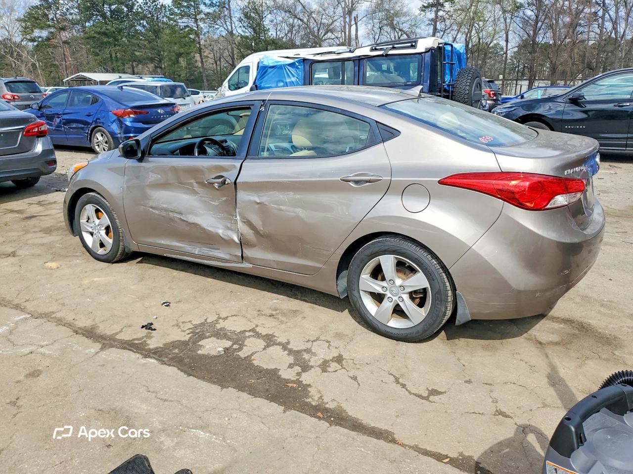 Hyundai Elantra 2013