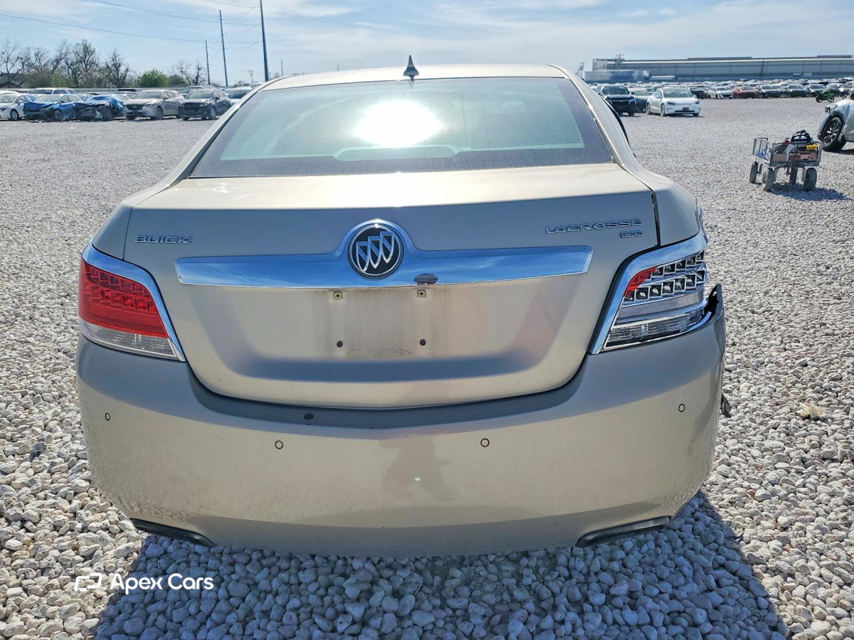 Buick LaCrosse 2011
