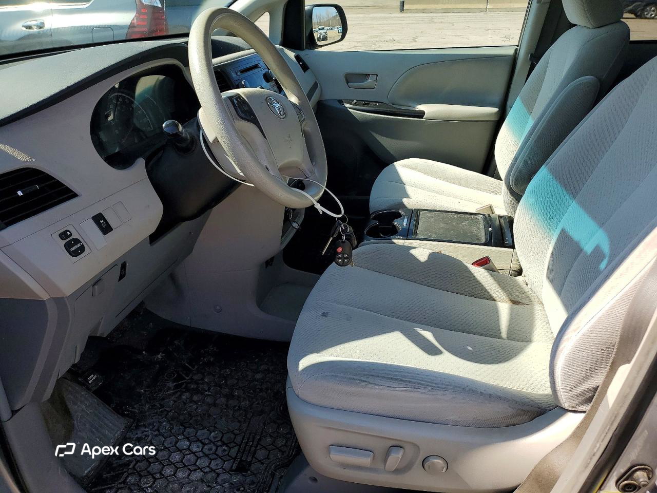 Toyota Sienna 2012