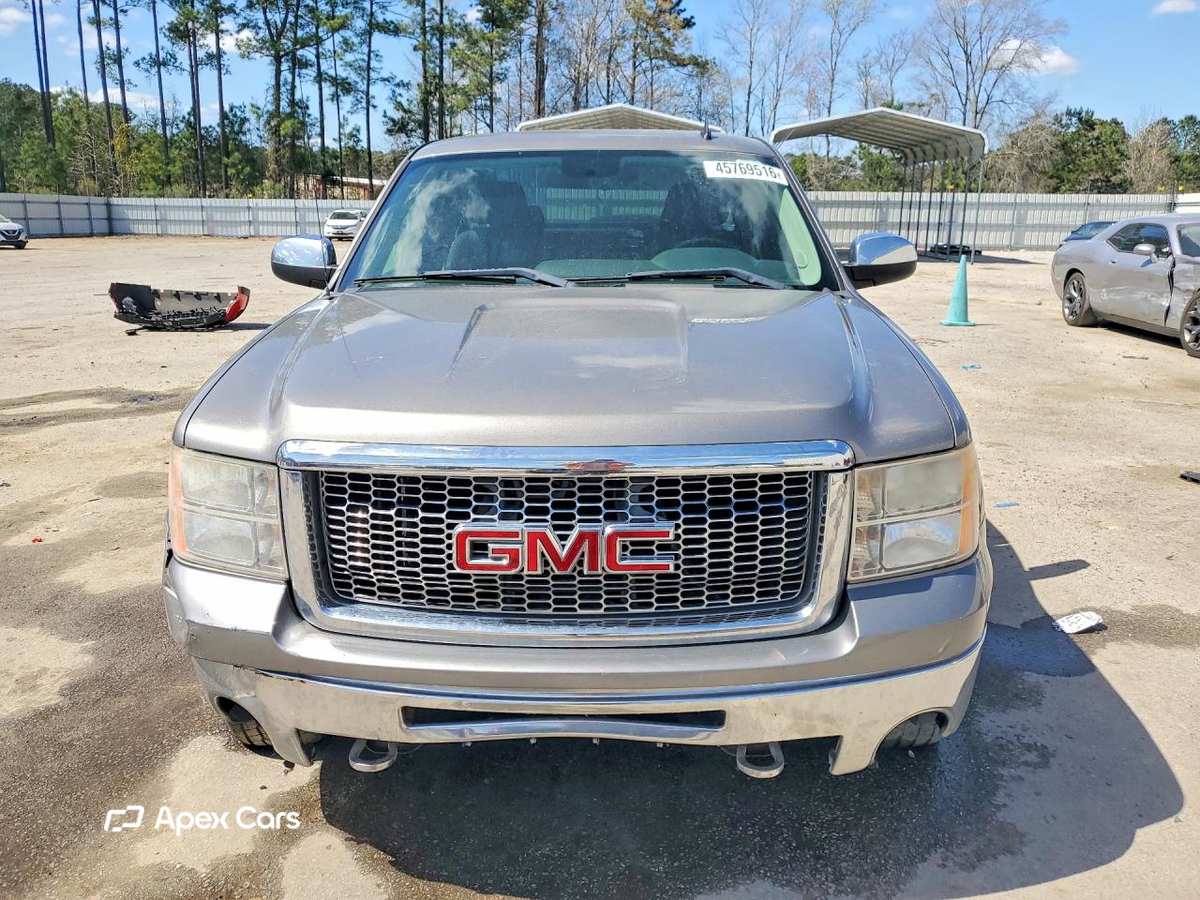 GMC Sierra 2013