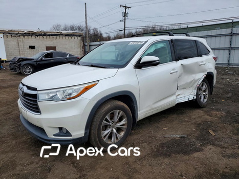 Toyota Highlander 2015 - Image 1 of 14