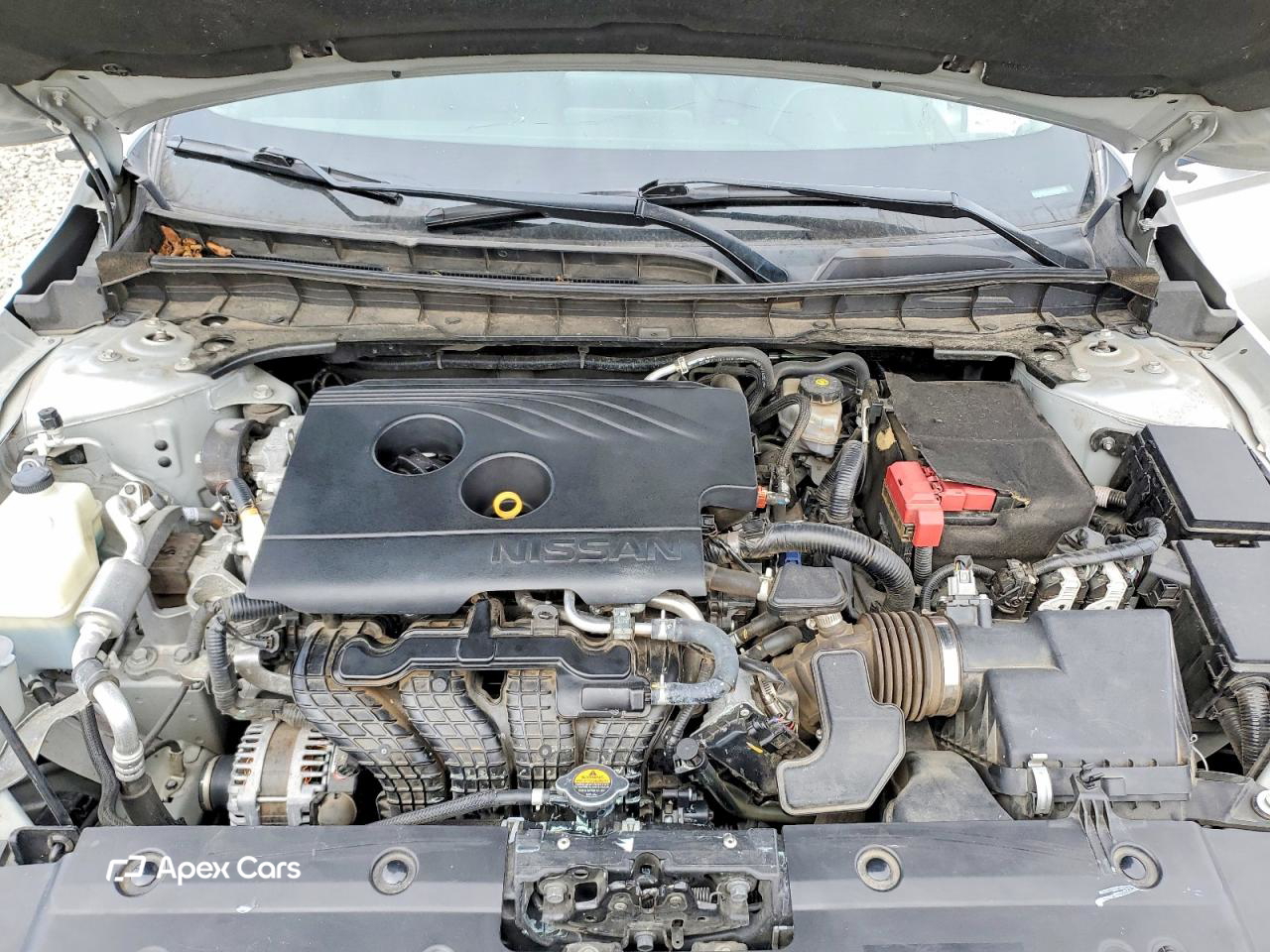 Nissan  2019