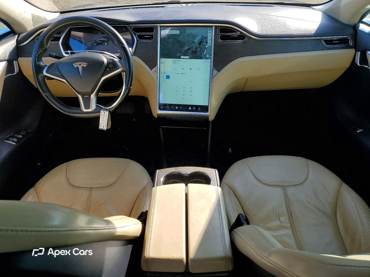 Tesla Model S 2013