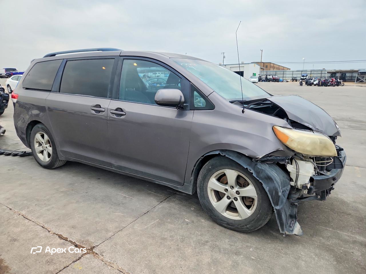 Toyota Sienna 2012