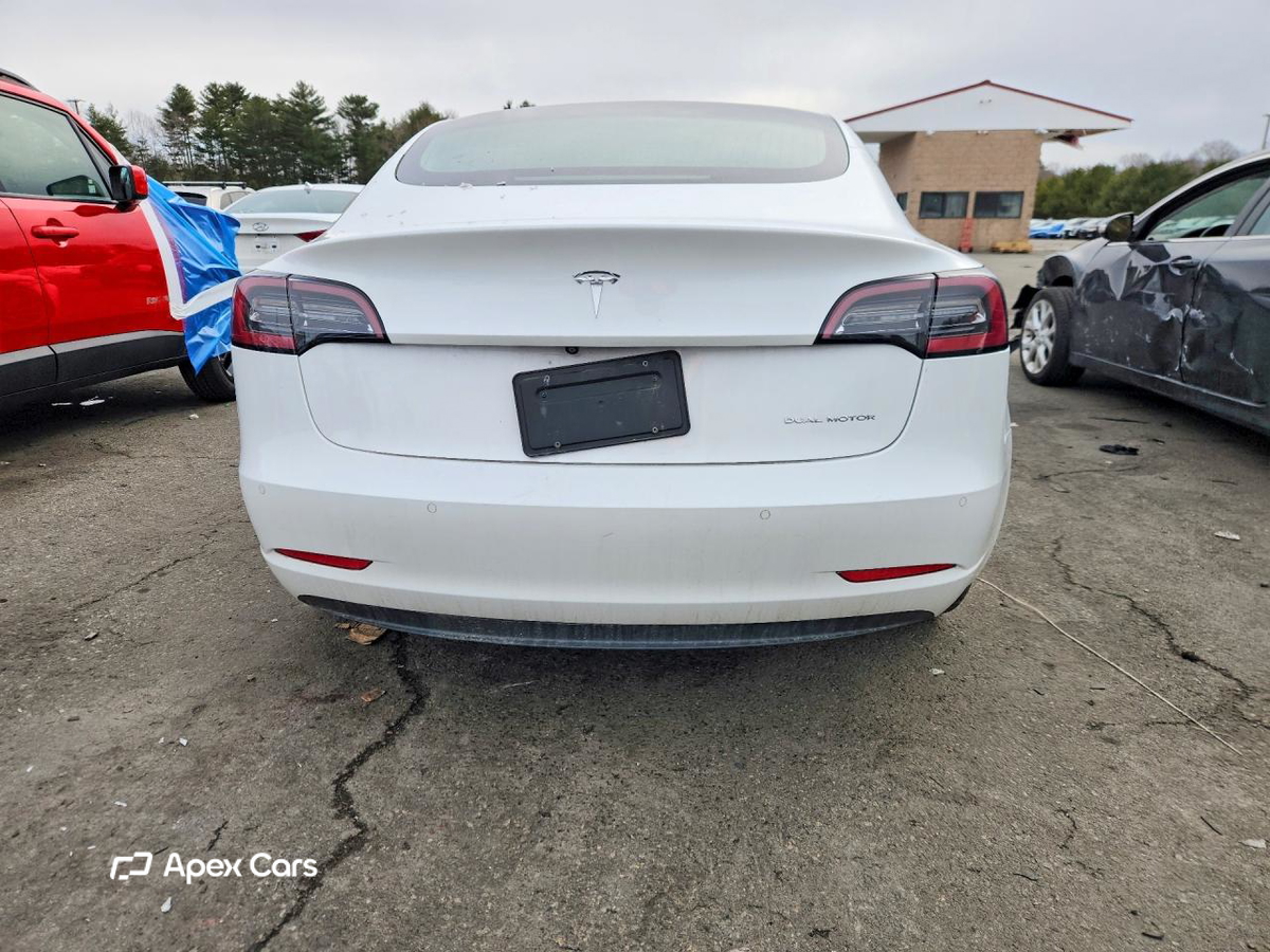 Tesla Model 3 2020
