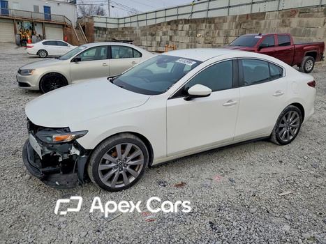 Mazda 3 2020 - Image 1 of 13