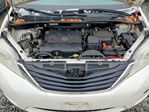 Toyota Sienna 2011
