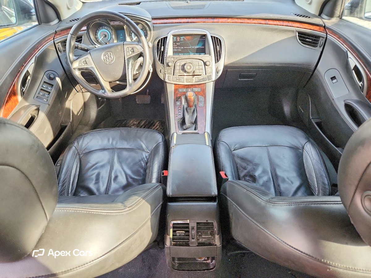 Buick LaCrosse 2011