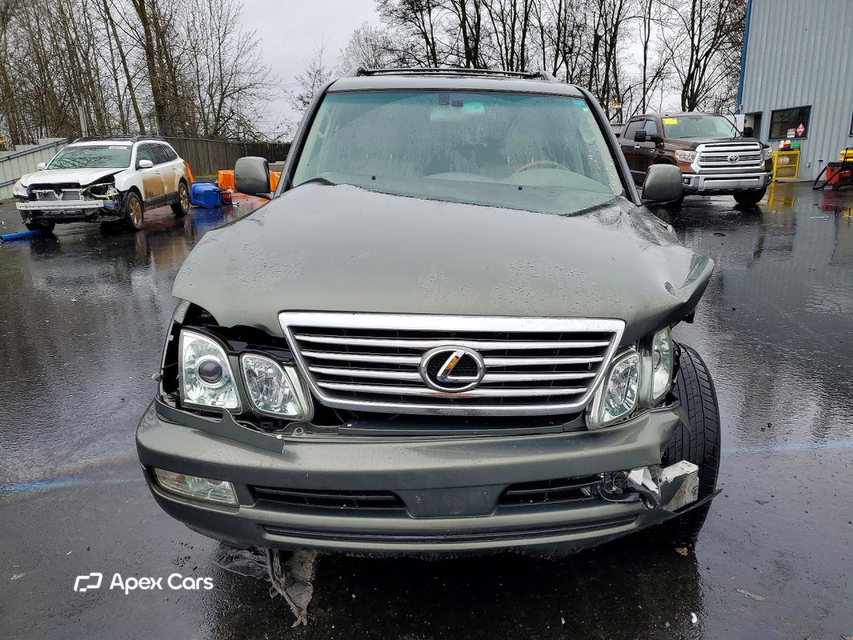 Lexus LX 2006