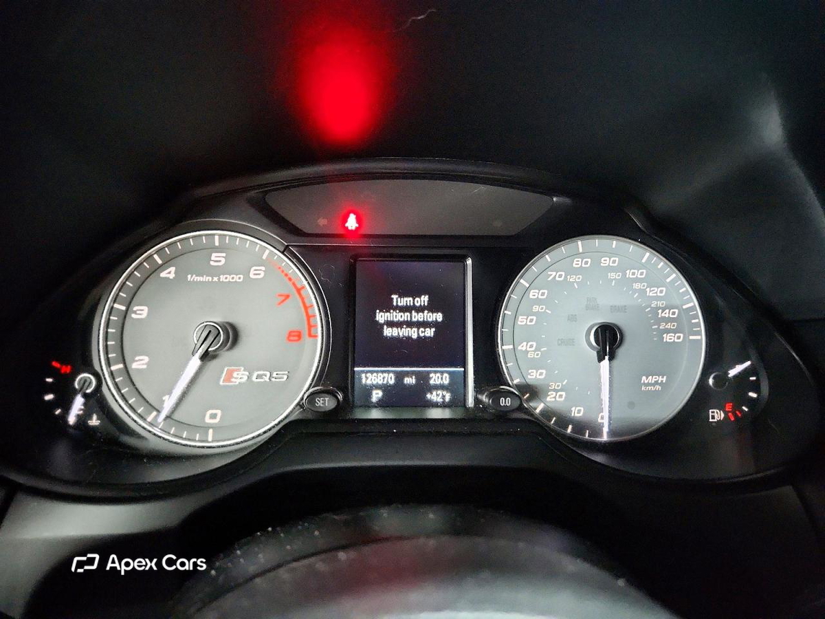 Audi SQ5 2015