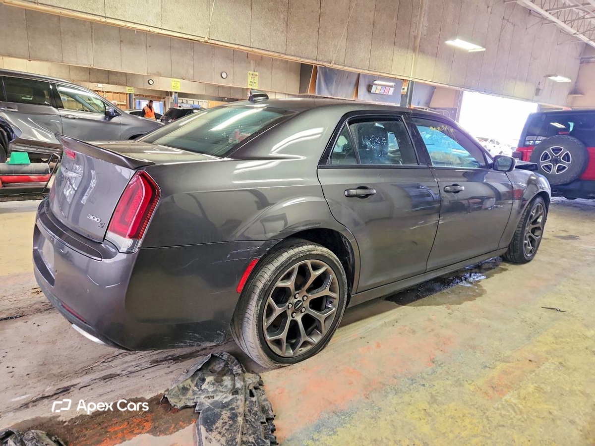 Chrysler 300 2018