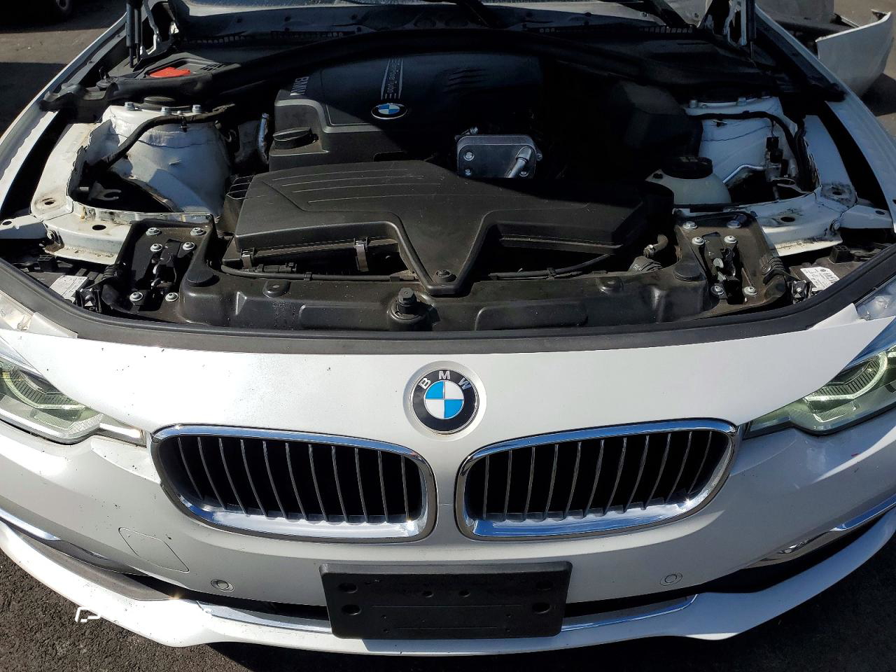 BMW Series 3 2016
