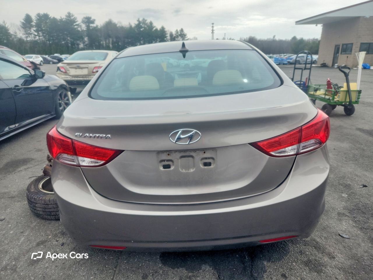 Hyundai Elantra 2013