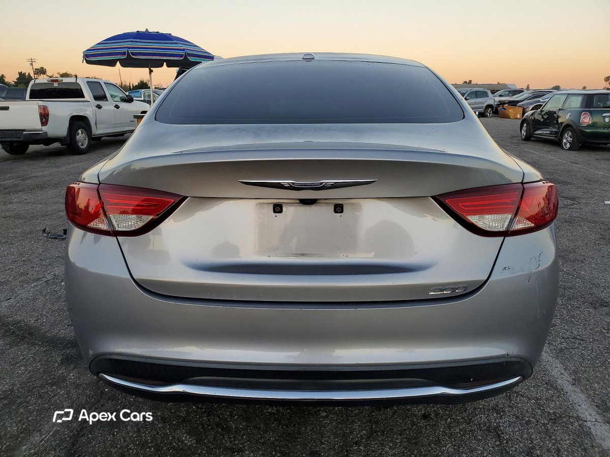 Chrysler 200 2016
