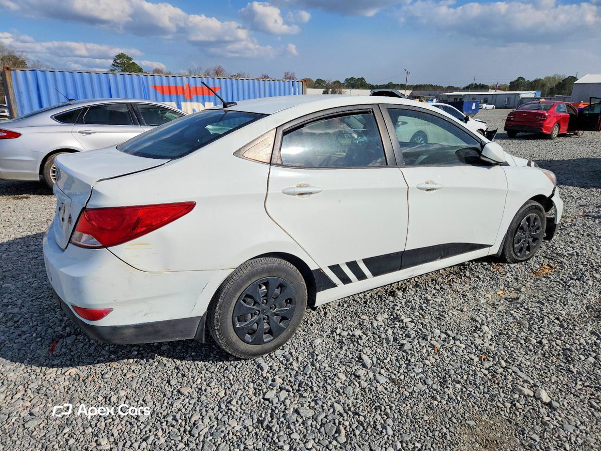Hyundai Accent 2015
