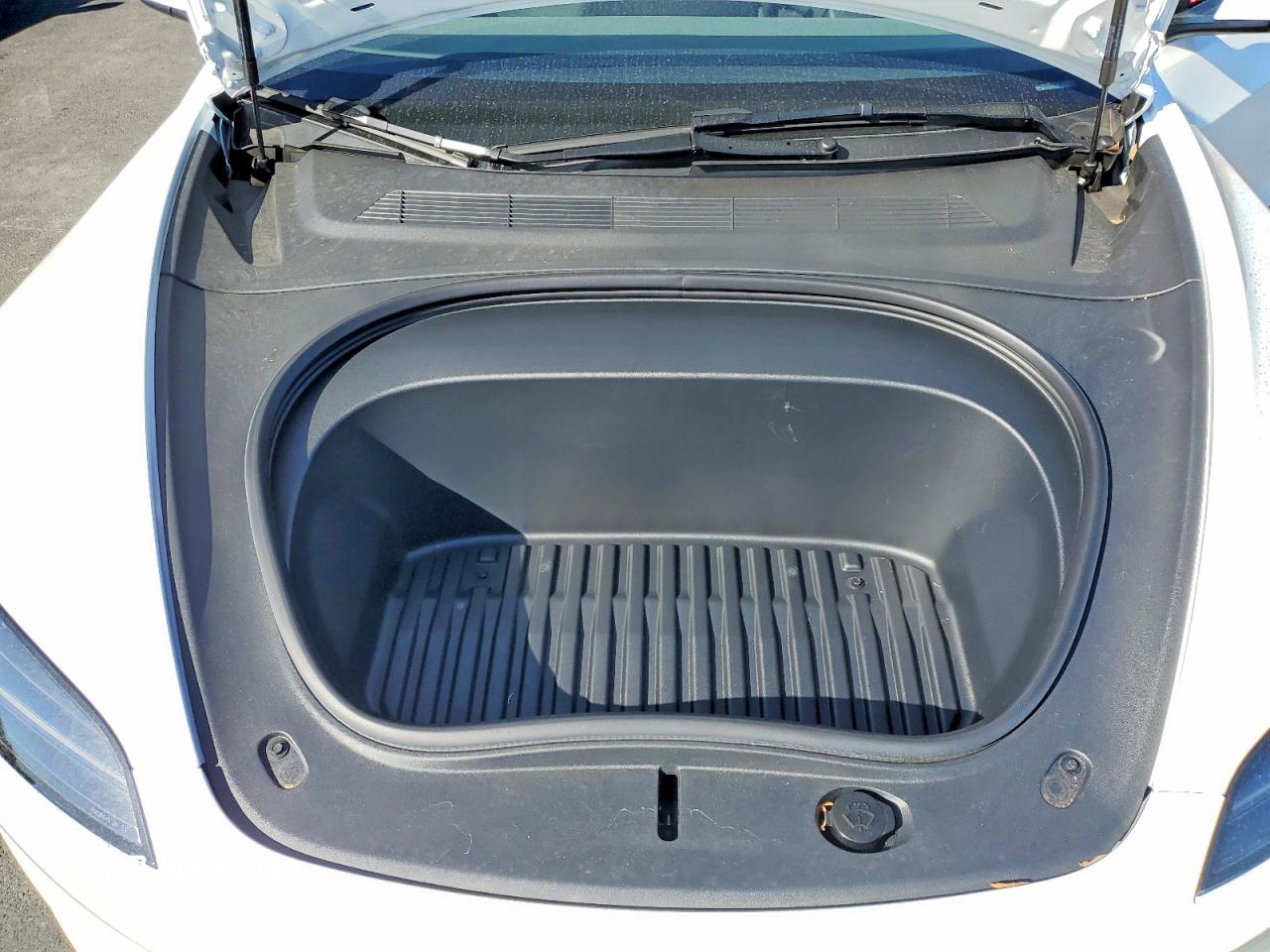 Tesla Model 3 2025