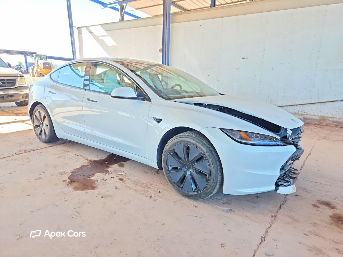 Tesla Model 3 2024