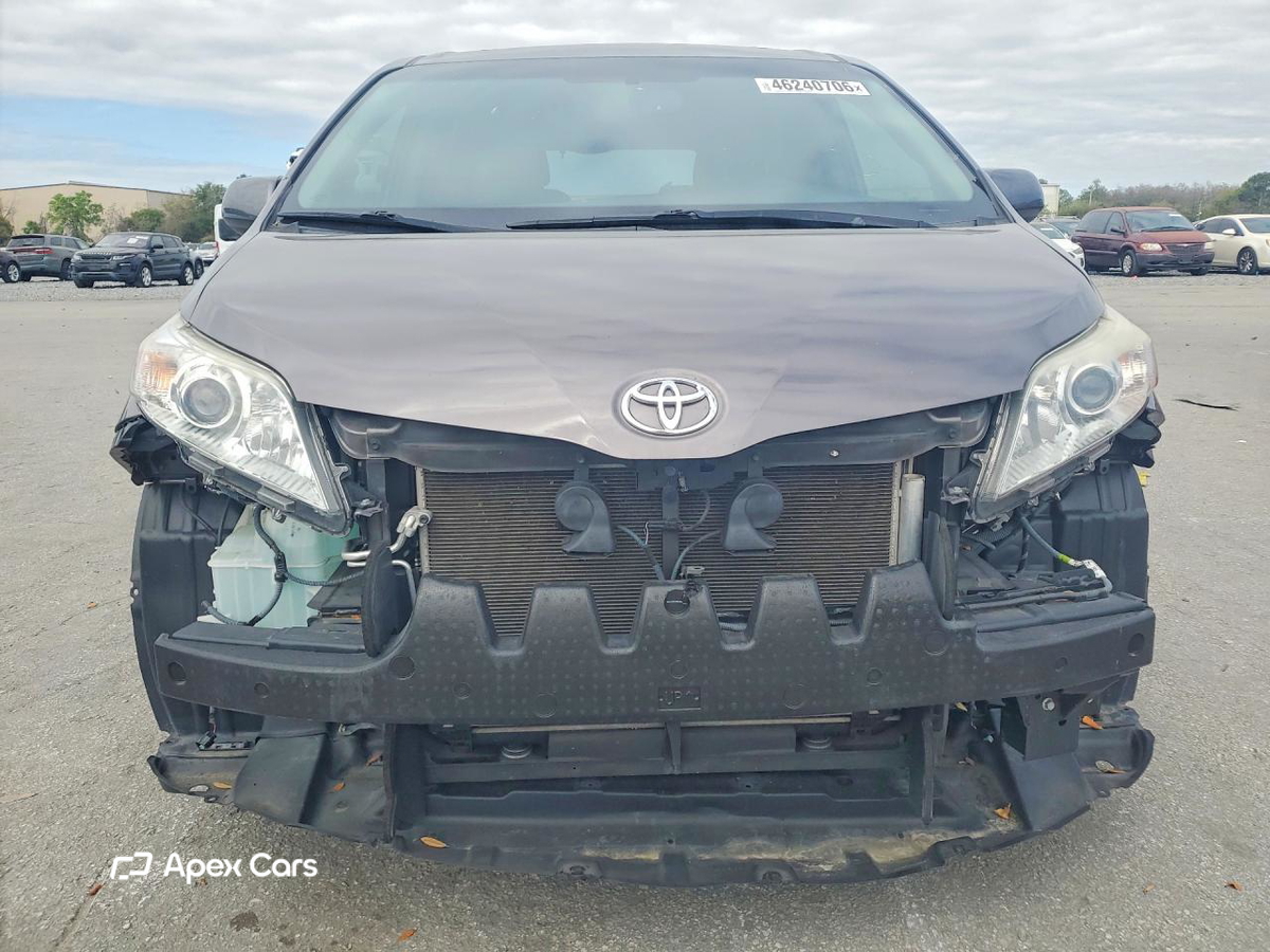 Toyota Sienna 2017