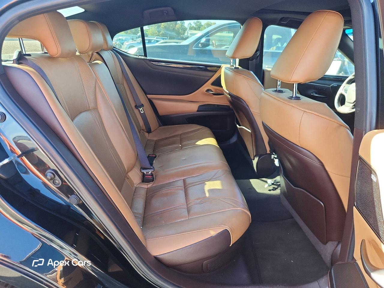 Lexus ES 2021
