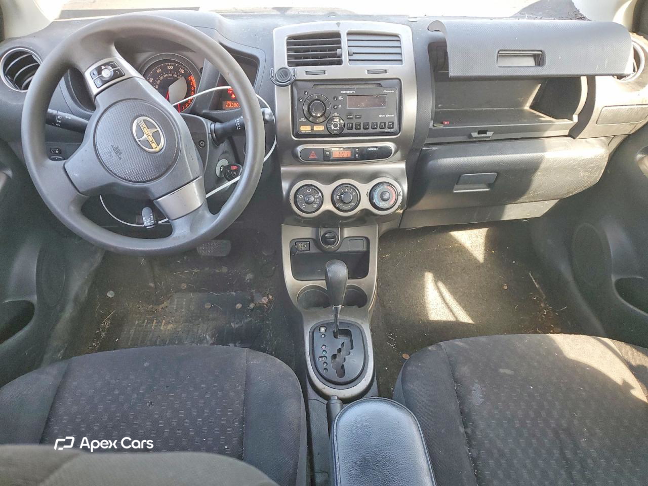 Scion xD 2012